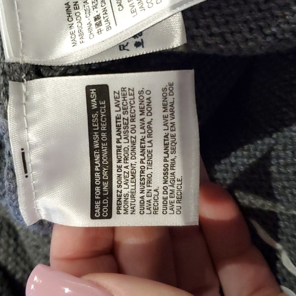 🆕️Levi's Cotton Knit Button Cardigan Winter Size Large - Picture 5 of 6